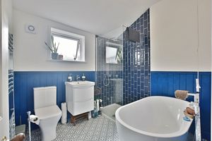 Photo 16- click for photo gallery